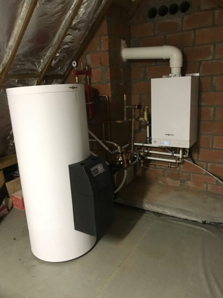 Combinatie van warmwater- en verwarmingsinstallatie